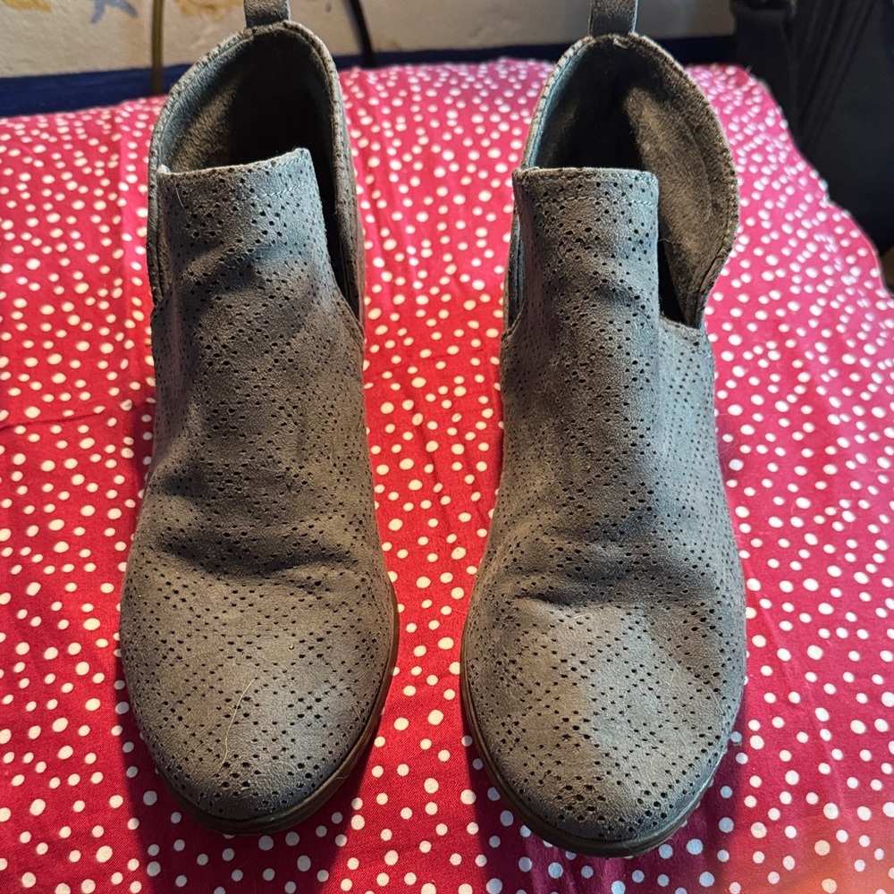 Dr. Scholl's Perforated Gray Ankle Booties